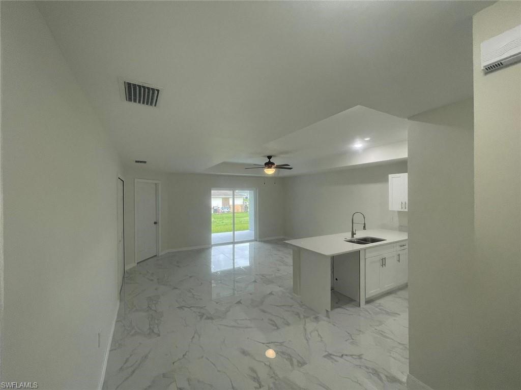 1132/ 1134 Harold Ave S Property Photo 5