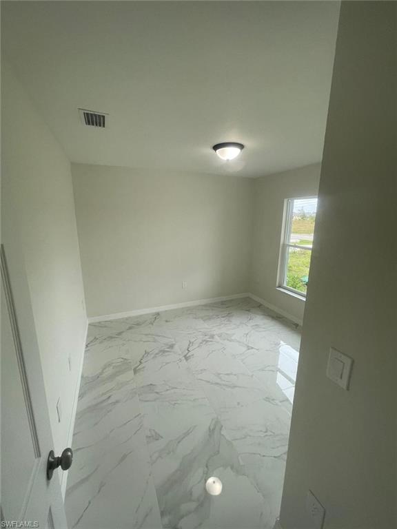 1132/ 1134 Harold Ave S Property Photo 18