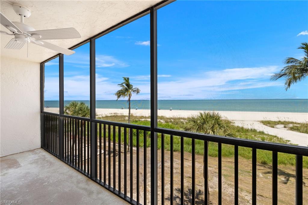 2230 Camino Del Mar Dr Property Photo 4