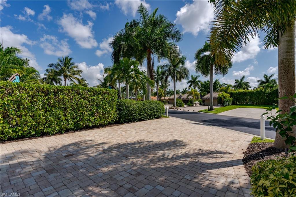 13565 Snapper Ln Property Photo 10