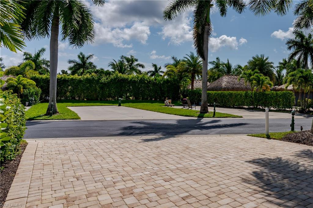 13565 Snapper Ln Property Photo 13