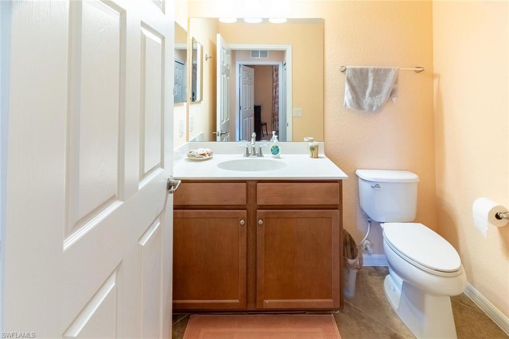 9723 Acqua Ct # 334 Property Photo 15