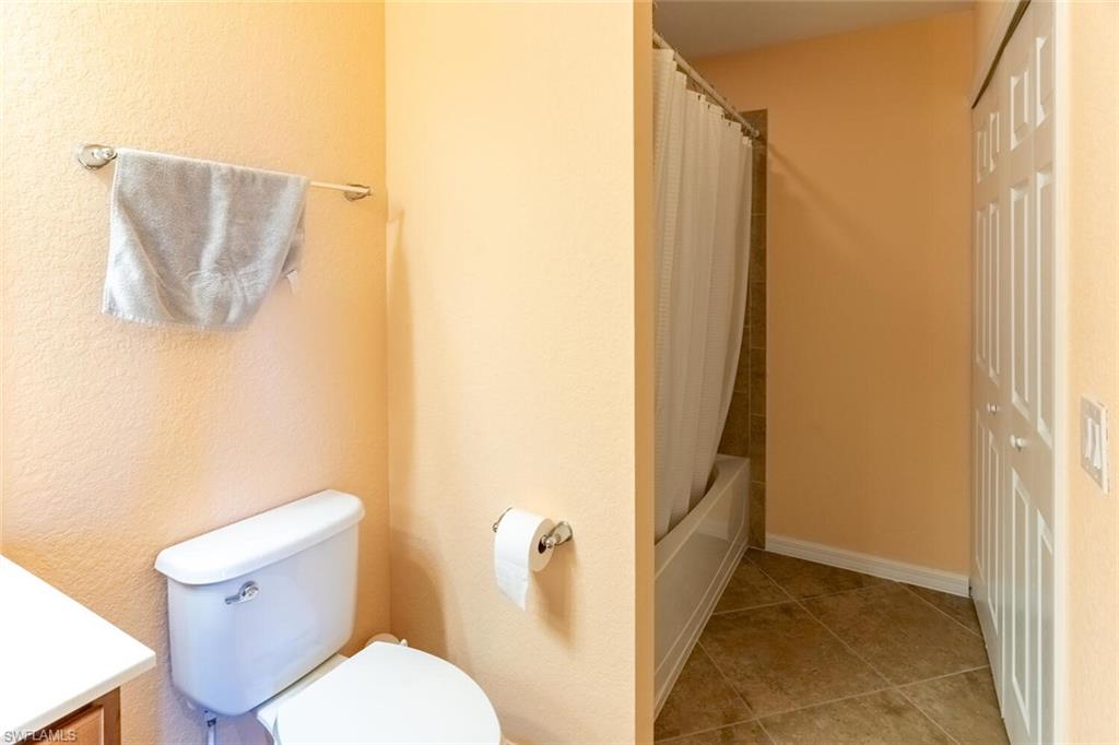 9723 Acqua Ct # 334 Property Photo 16