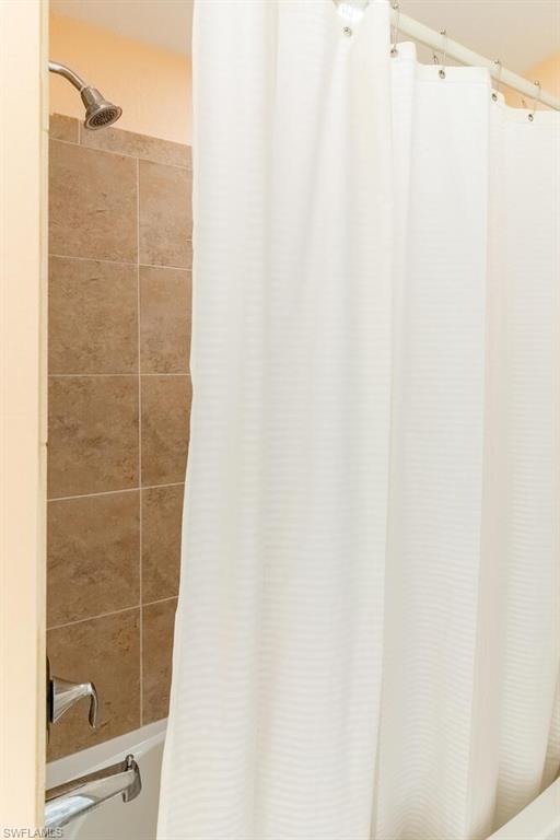 9723 Acqua Ct # 334 Property Photo 17