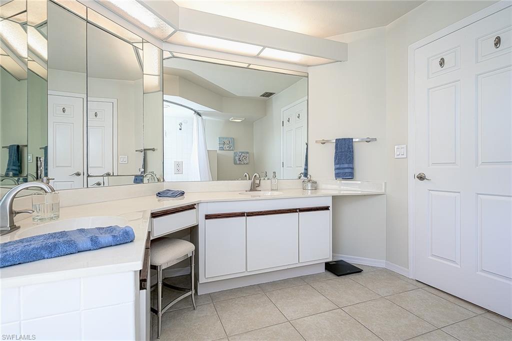 589 Beachwalk Cir # 203 Property Photo 15