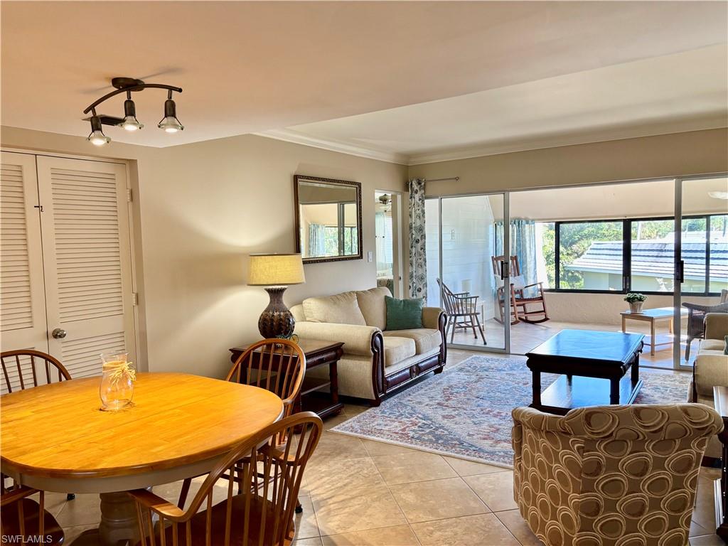 975 Palm View Dr # A304 Property Photo 4