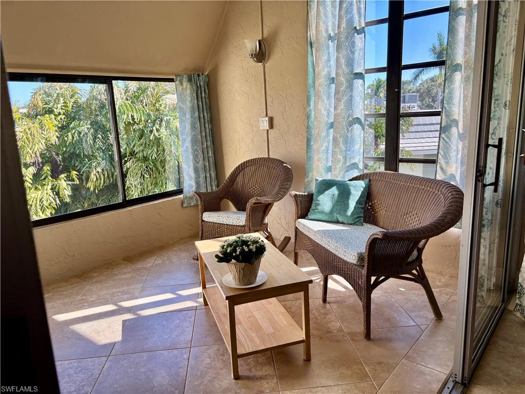 975 Palm View Dr # A304 Property Photo 10