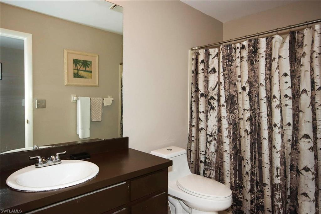 8121 S Woods Cir Unit 5 Property Photo 15