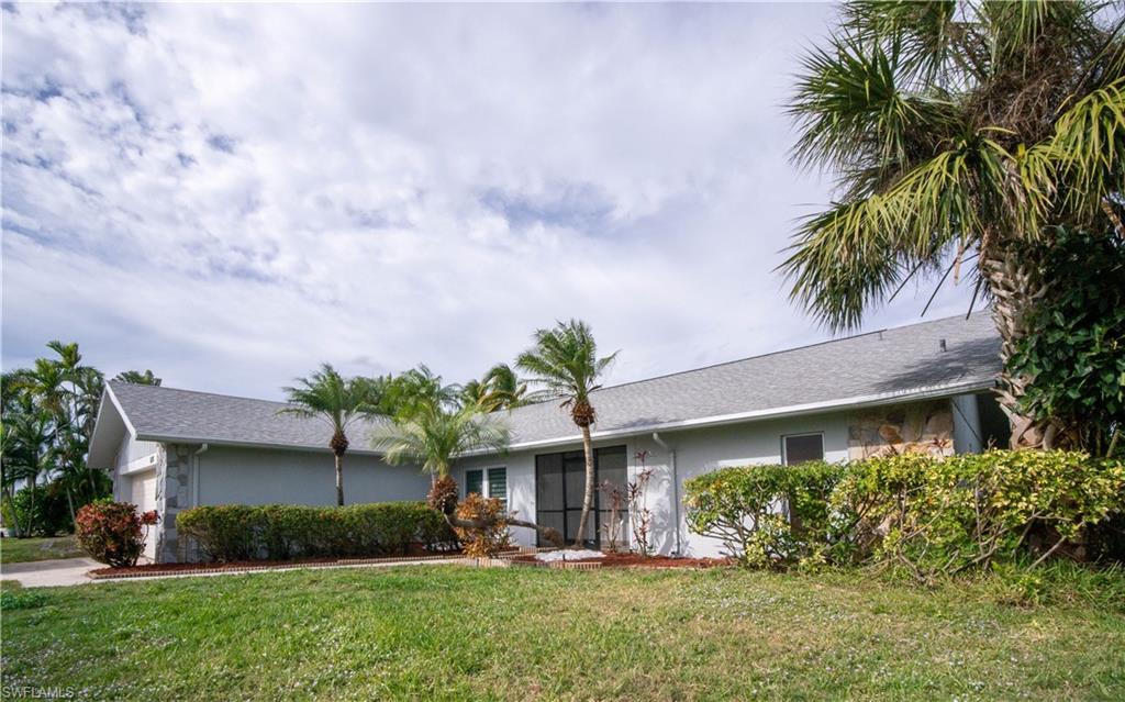 6036 Birnam Wood Ln Property Photo 3