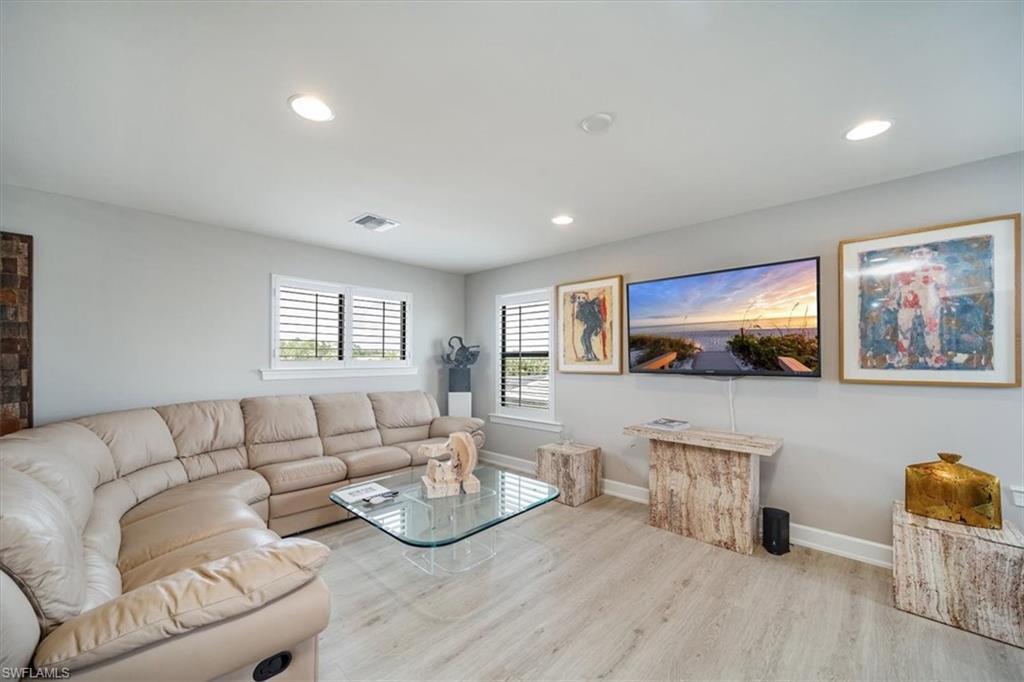9324 Surfbird Ct Property Photo 24