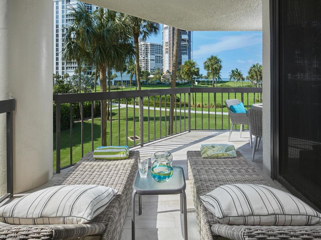 4551 Gulf Shore Blvd N # 204 Property Photo 3