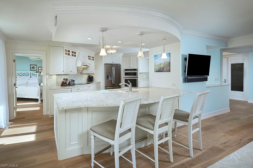 4551 Gulf Shore Blvd N # 204 Property Photo 8