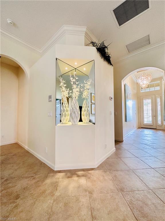 16152 Parque Ln Property Photo 7