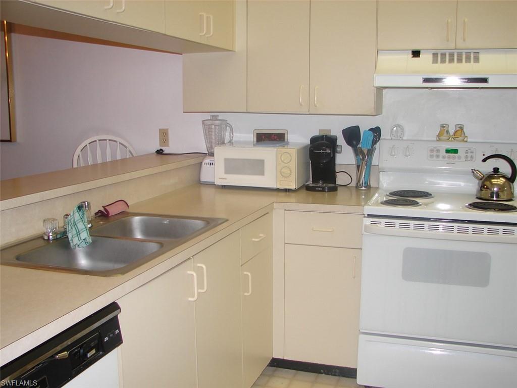 4210 Looking Glass Ln # 4210 Property Photo 8