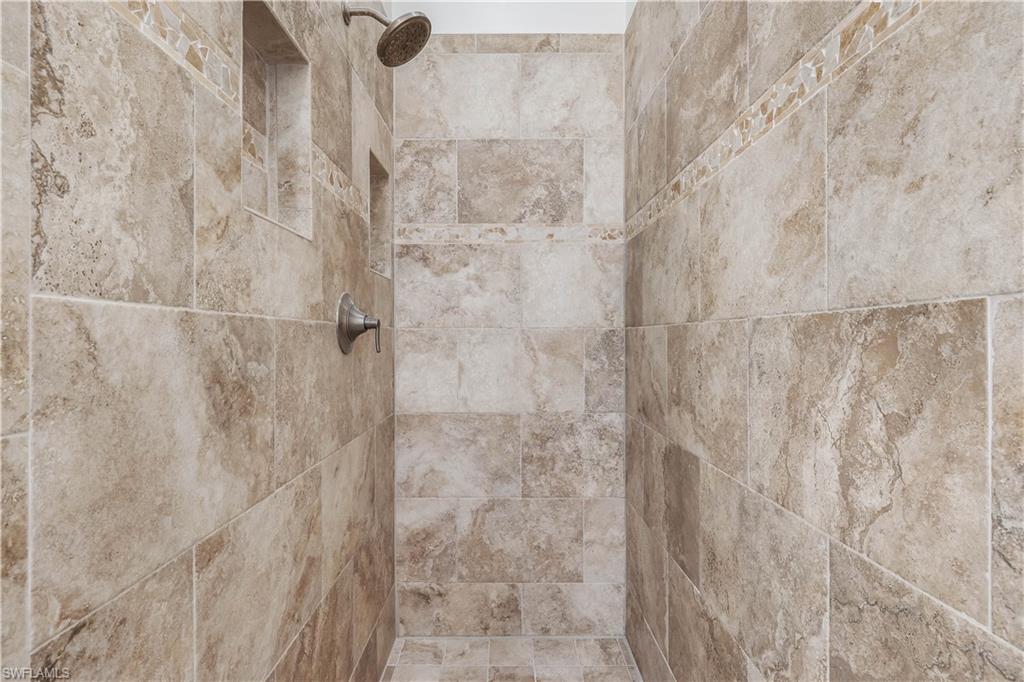26271 Devonshire Ct # 202 Property Photo 17