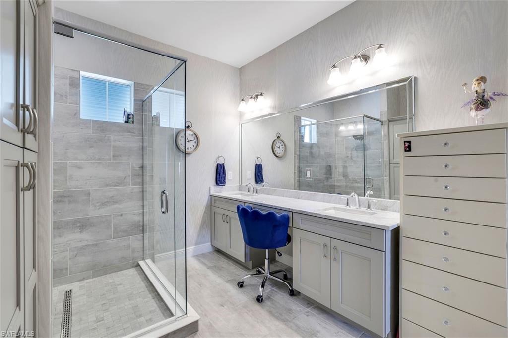 8936 Saint Lucia Dr # 201 Property Photo 16