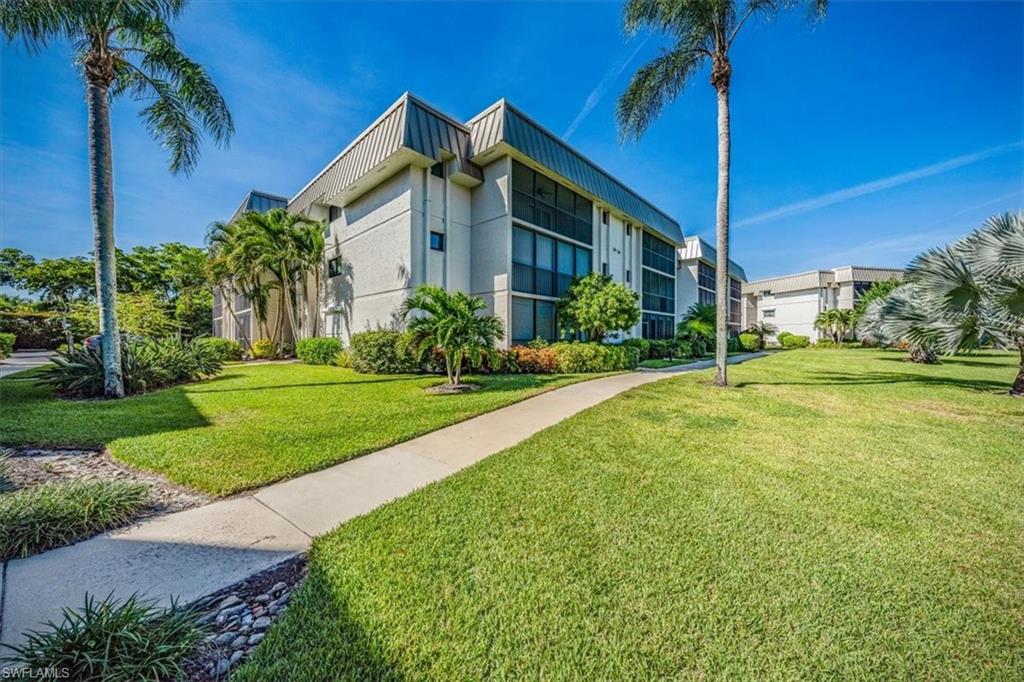 788 Park Shore Dr # F20 Property Photo 1