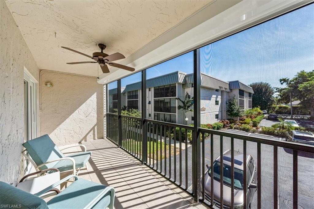 788 Park Shore Dr # F20 Property Photo 15