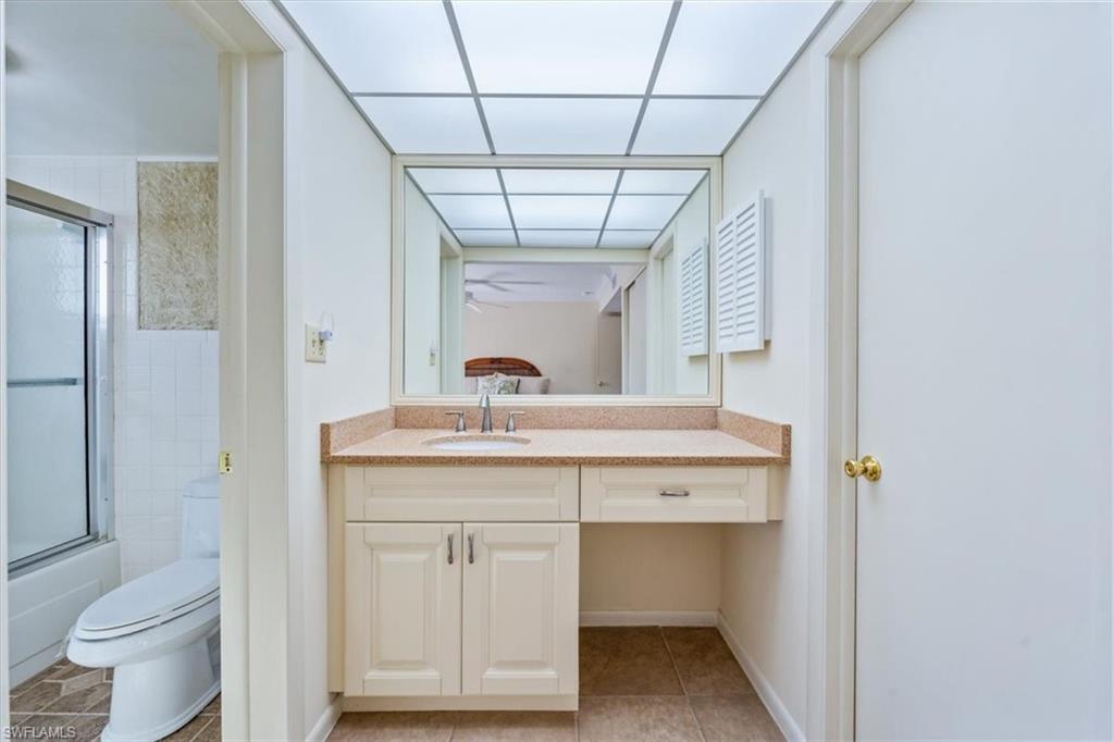 788 Park Shore Dr # F20 Property Photo 19