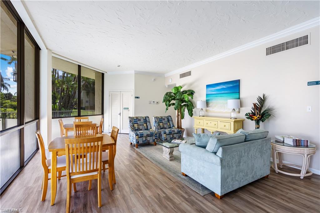 788 Park Shore Dr # F20 Property Photo 29