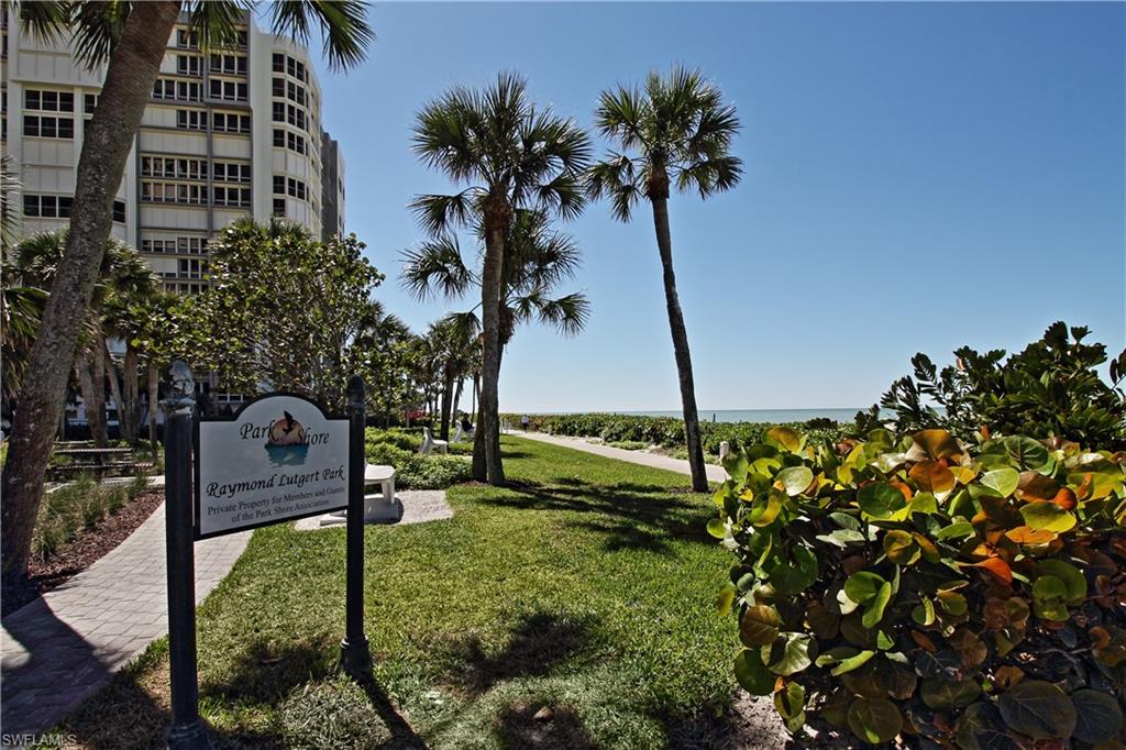 788 Park Shore Dr # F20 Property Photo 31