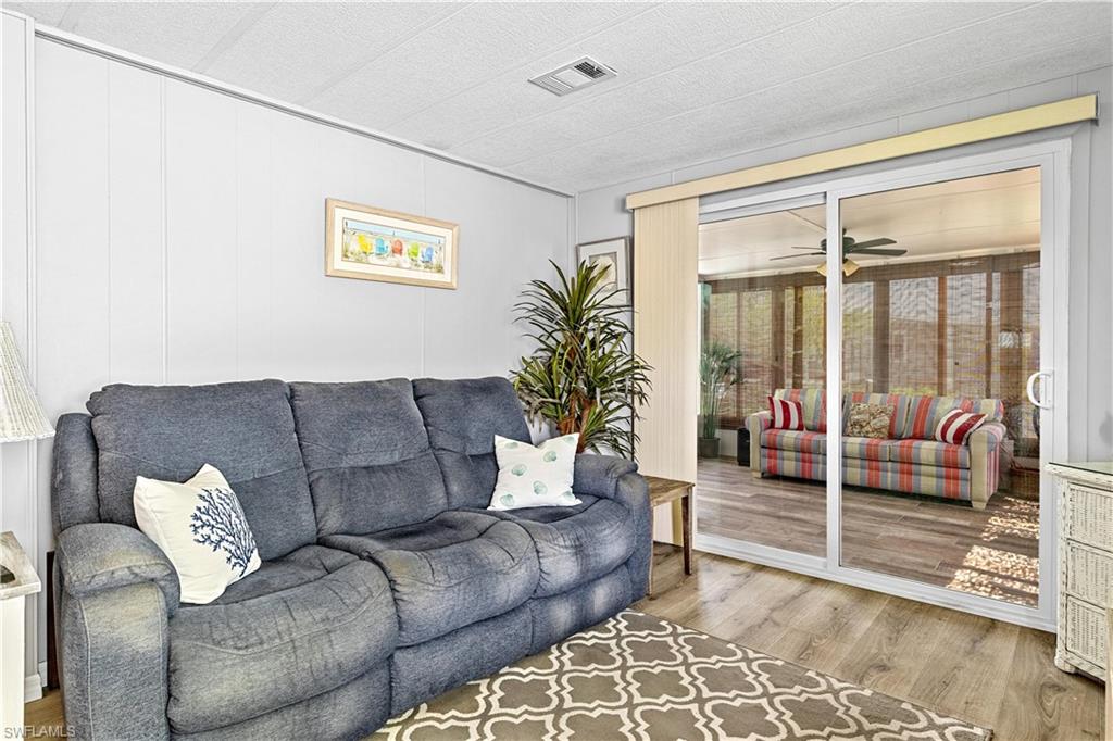3378 Galaxy Way Property Photo 9