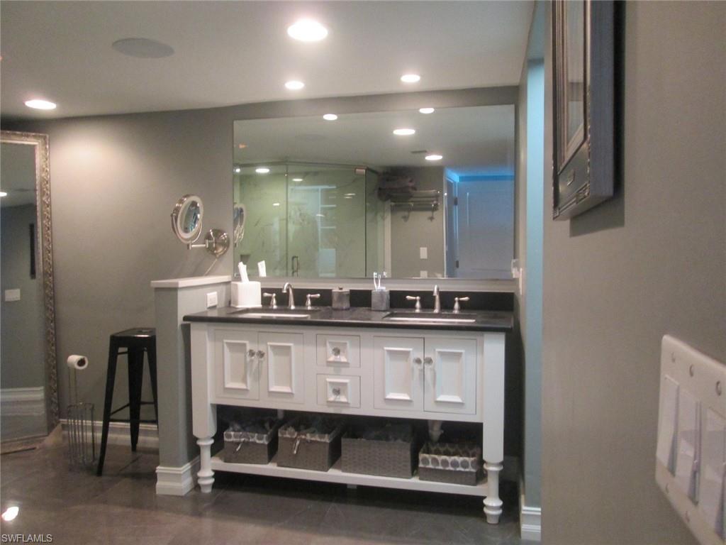 2381 Gulf Shore Blvd N # 503 Property Photo 16
