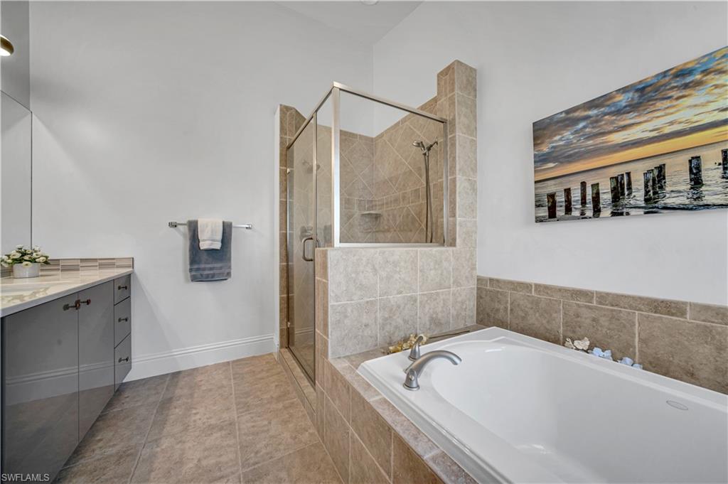 680 10th Ave S # C1 Property Photo 6