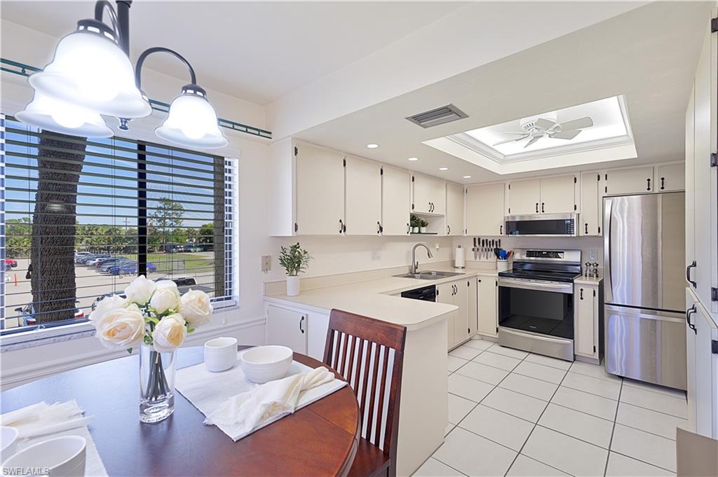 7116 Lakeridge Ct # 205 Property Photo 6