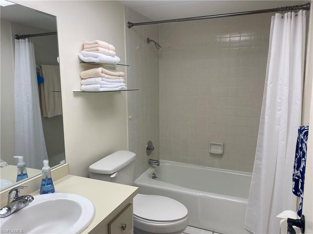 7116 Lakeridge Ct # 205 Property Photo 15