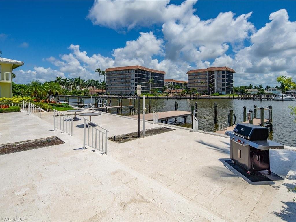 2850 Gulf Shore Blvd N # 110 Property Photo 25