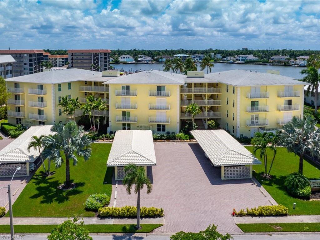 2850 Gulf Shore Blvd N # 110 Property Photo 35