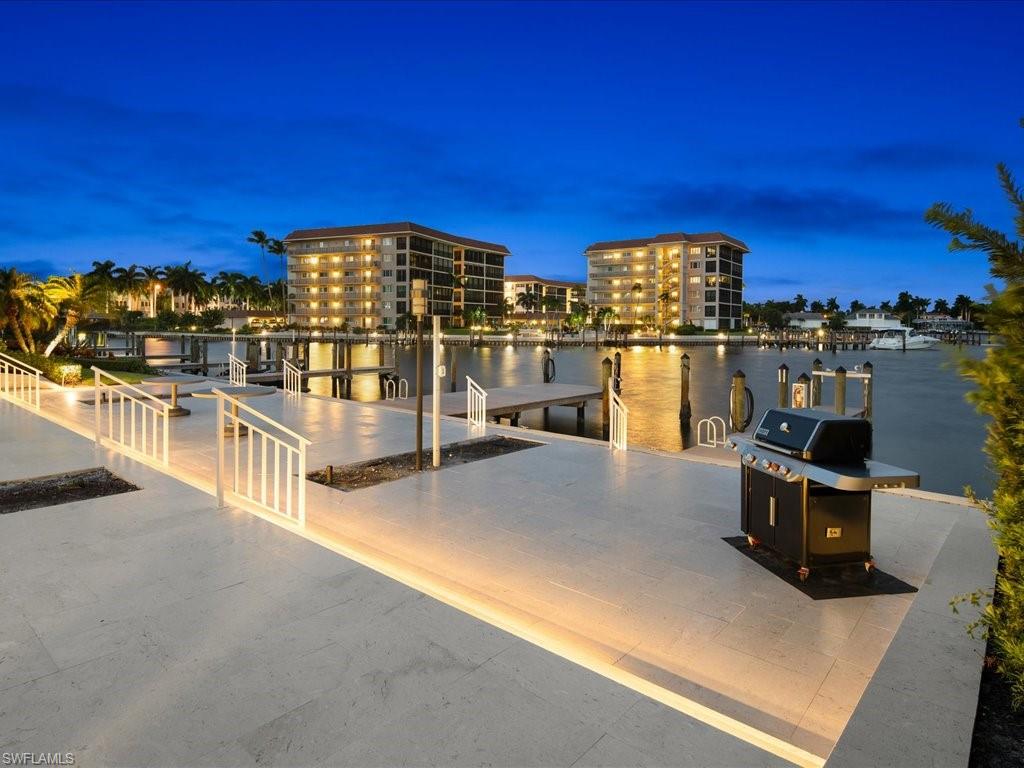 2850 Gulf Shore Blvd N # 110 Property Photo 42