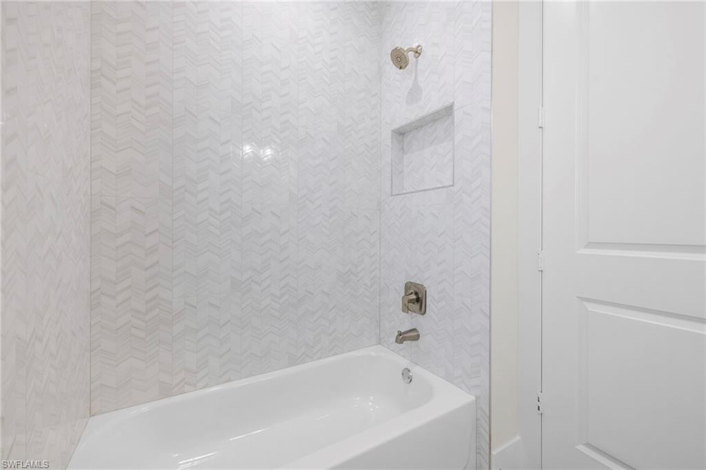 3044 Woodside Ave Property Photo 32