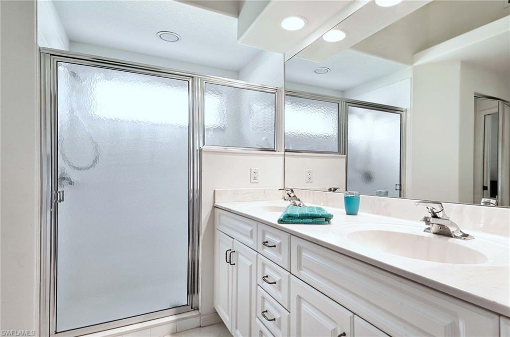 8535 Ibis Cove Cir # M661 Property Photo 13