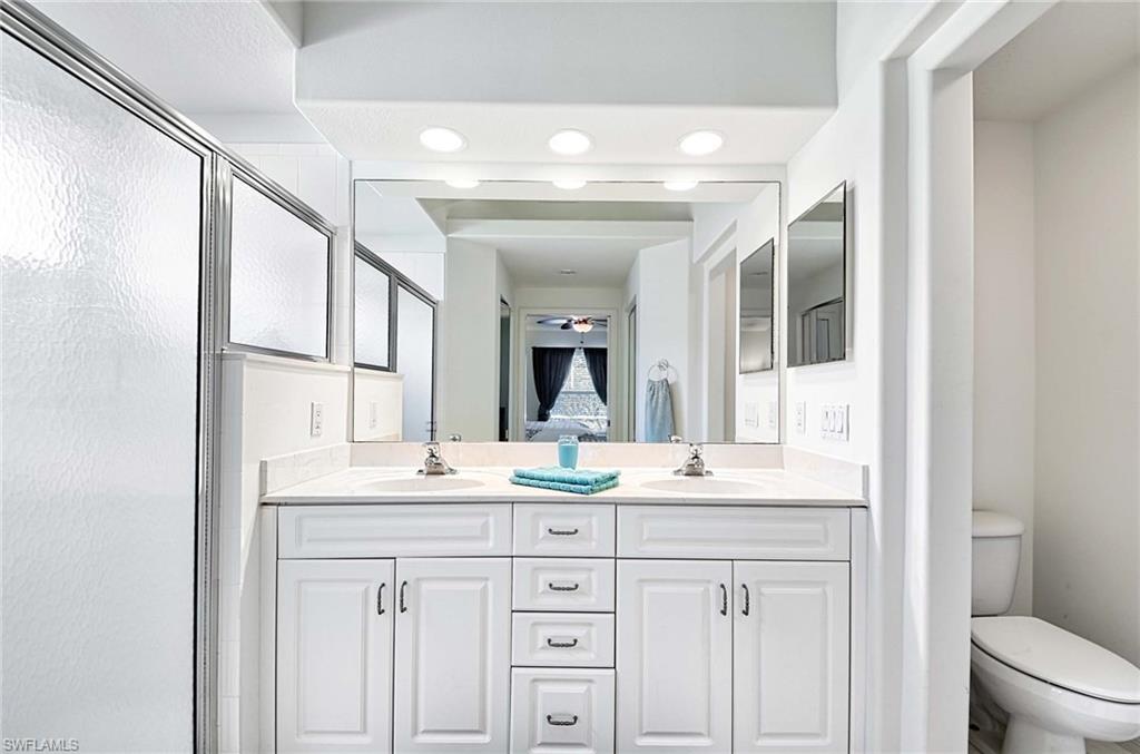 8535 Ibis Cove Cir # M661 Property Photo 14