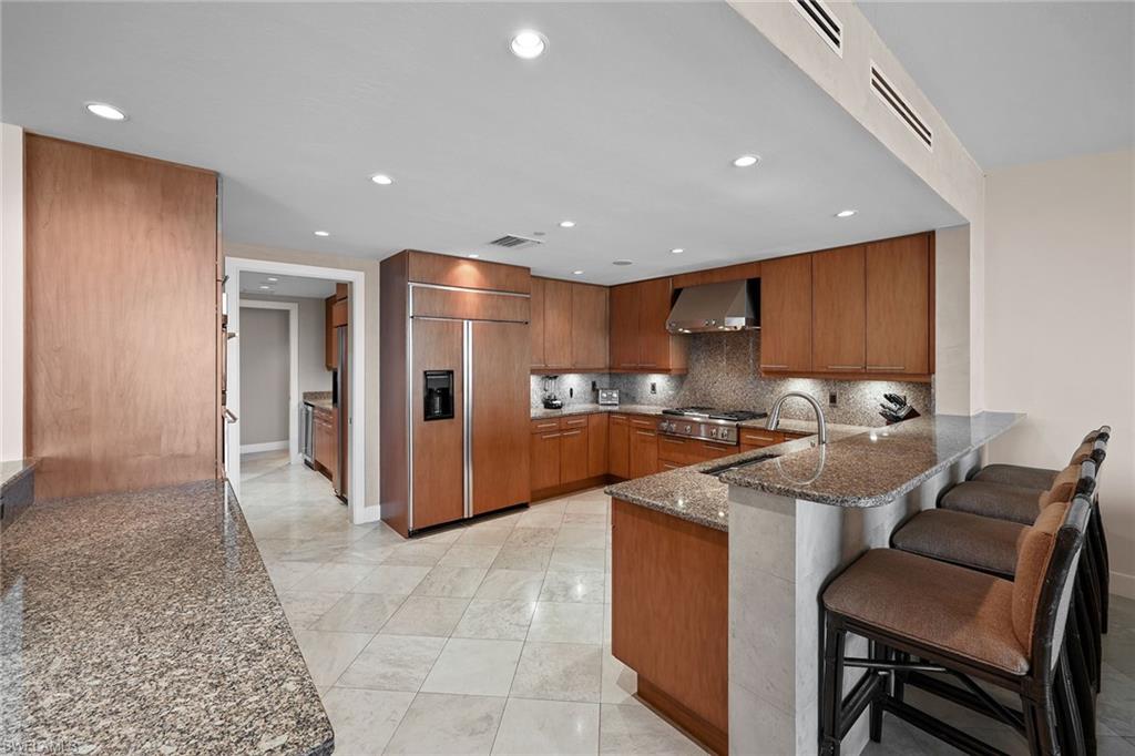 11125 Gulf Shore Dr # 7 Property Photo 8