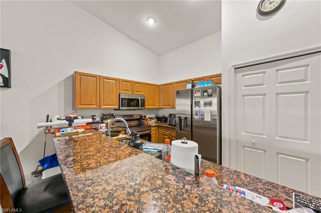 8521 Oakshade Cir # 421 Property Photo 14