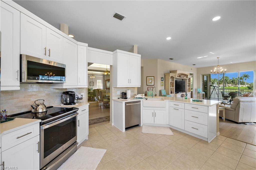 1905 Seville Blvd # 322 Property Photo 3