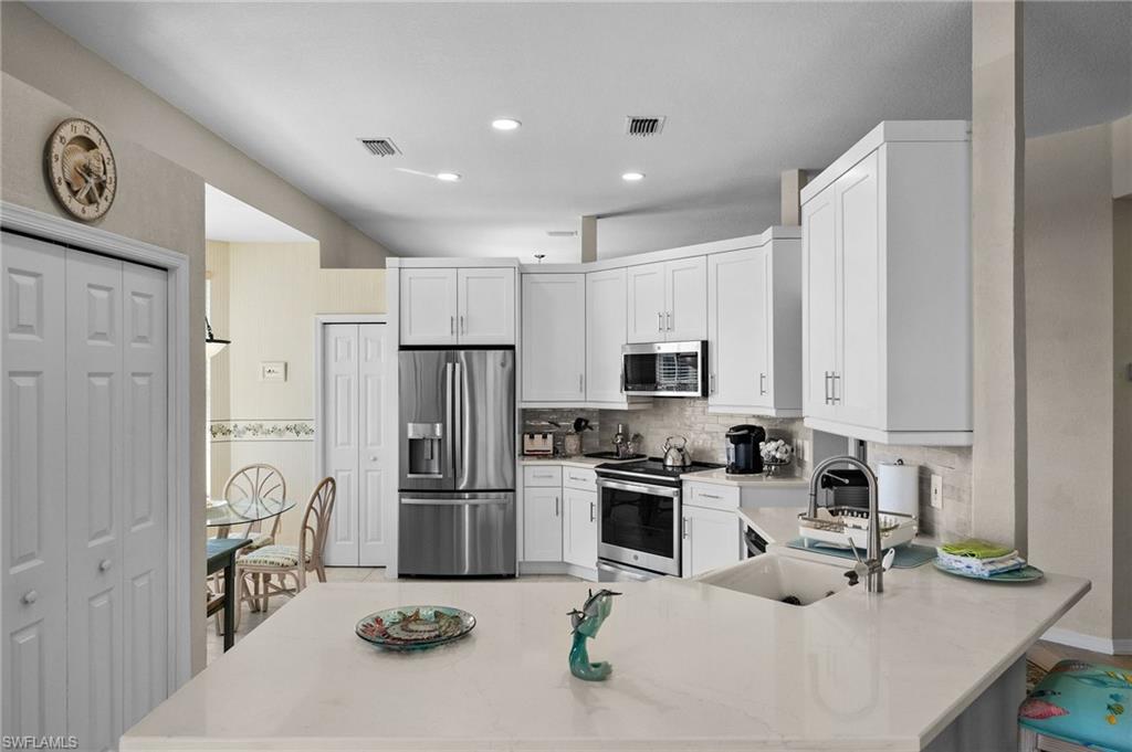 1905 Seville Blvd # 322 Property Photo 4