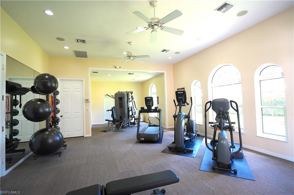 1905 Seville Blvd # 322 Property Photo 36