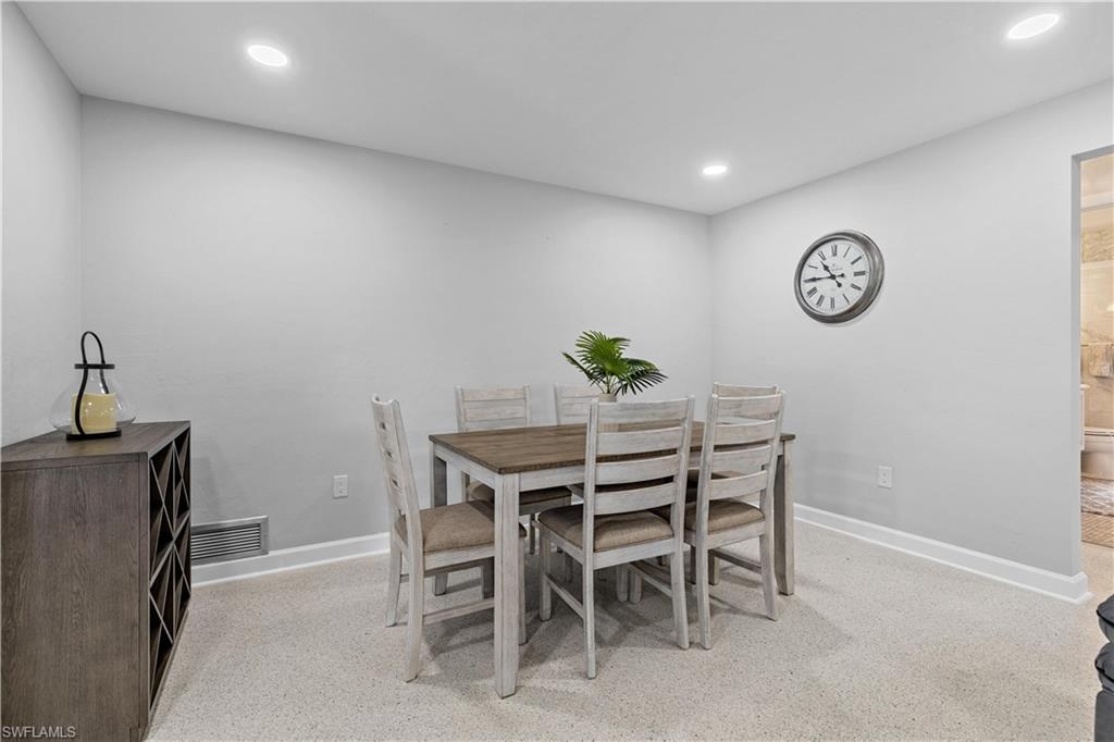 4215 Glasgow Ct Property Photo 17