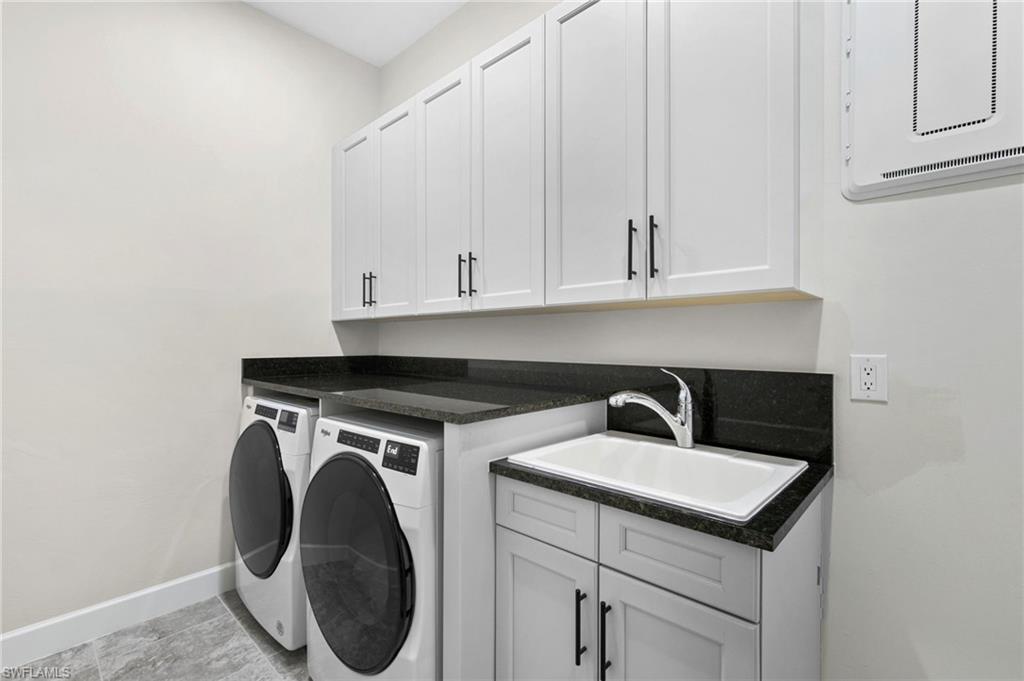 6847 Saona Ct Property Photo 17
