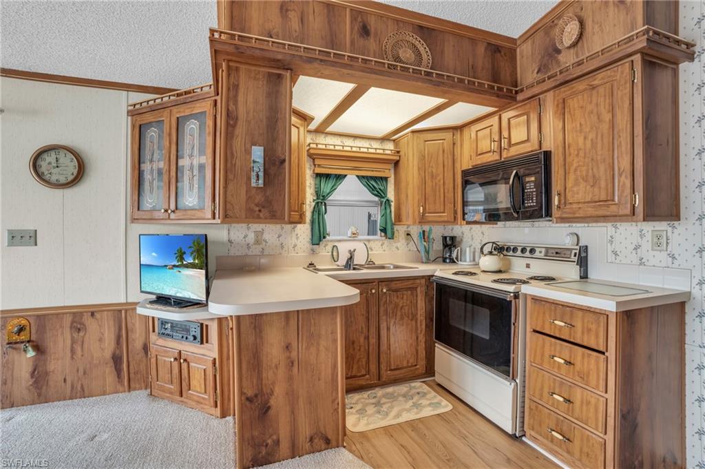 6 Bass Ln Property Photo 5