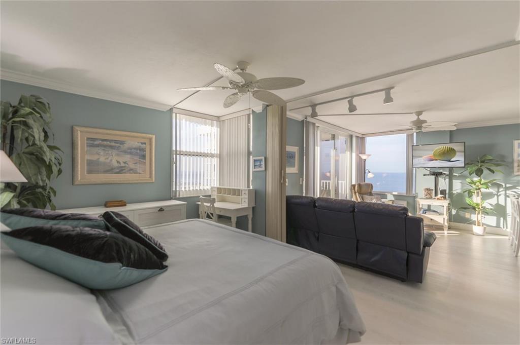 7360 Estero Blvd 1103 Property Photo 10