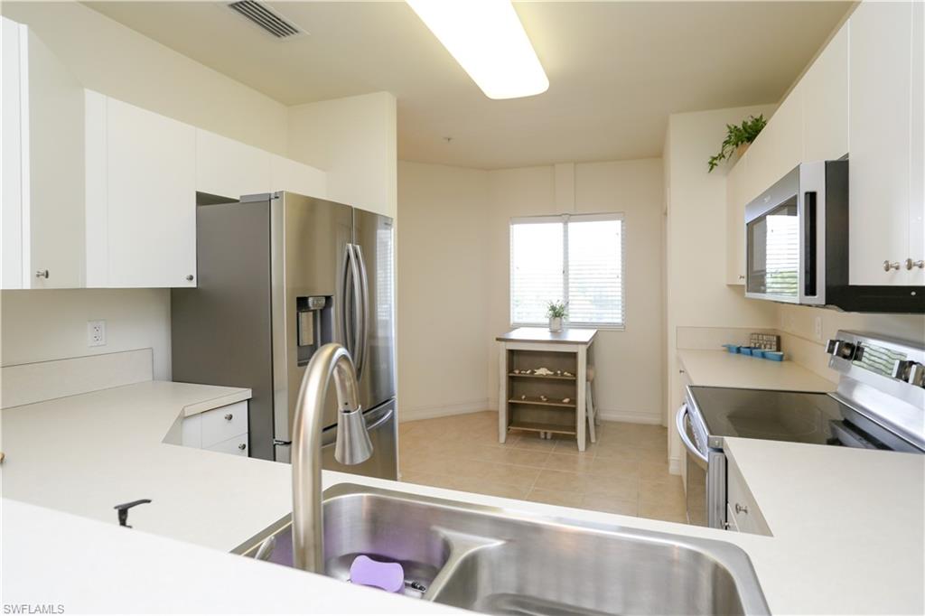 7808 Regal Heron Cir # 2 Property Photo 21