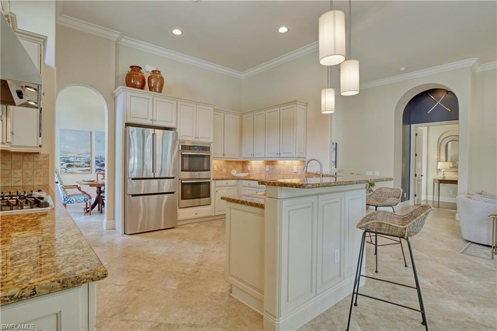 9313 Vercelli Ct Property Photo 6