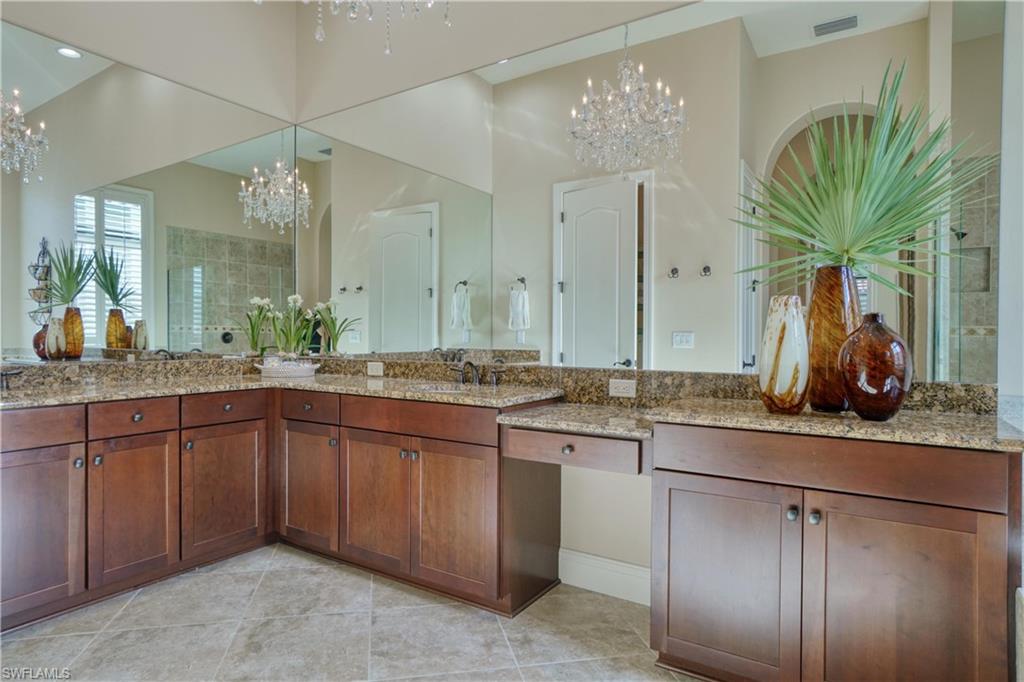 9313 Vercelli Ct Property Photo 16
