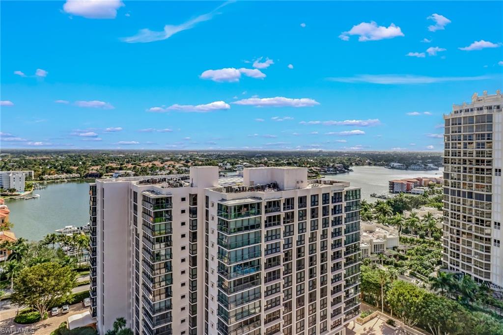 4041 Gulf Shore Blvd N # 4 Property Photo 5