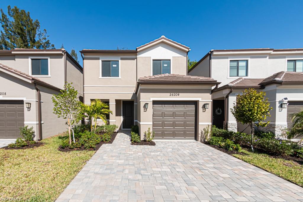 26204 Bonita Fairways Blvd Property Photo 3